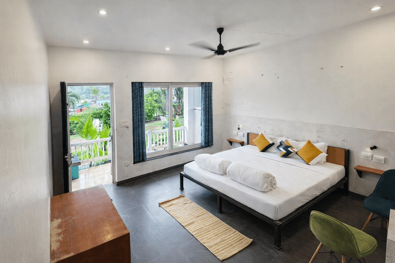 Standard Private Room (with garden view)