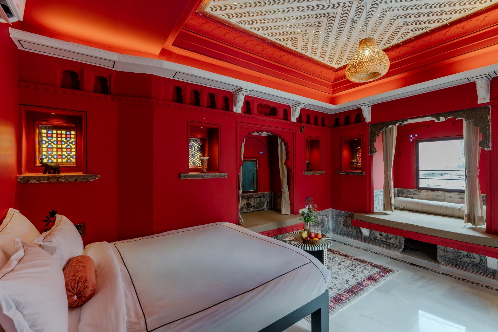 The Palash Suite (with Bathtub)