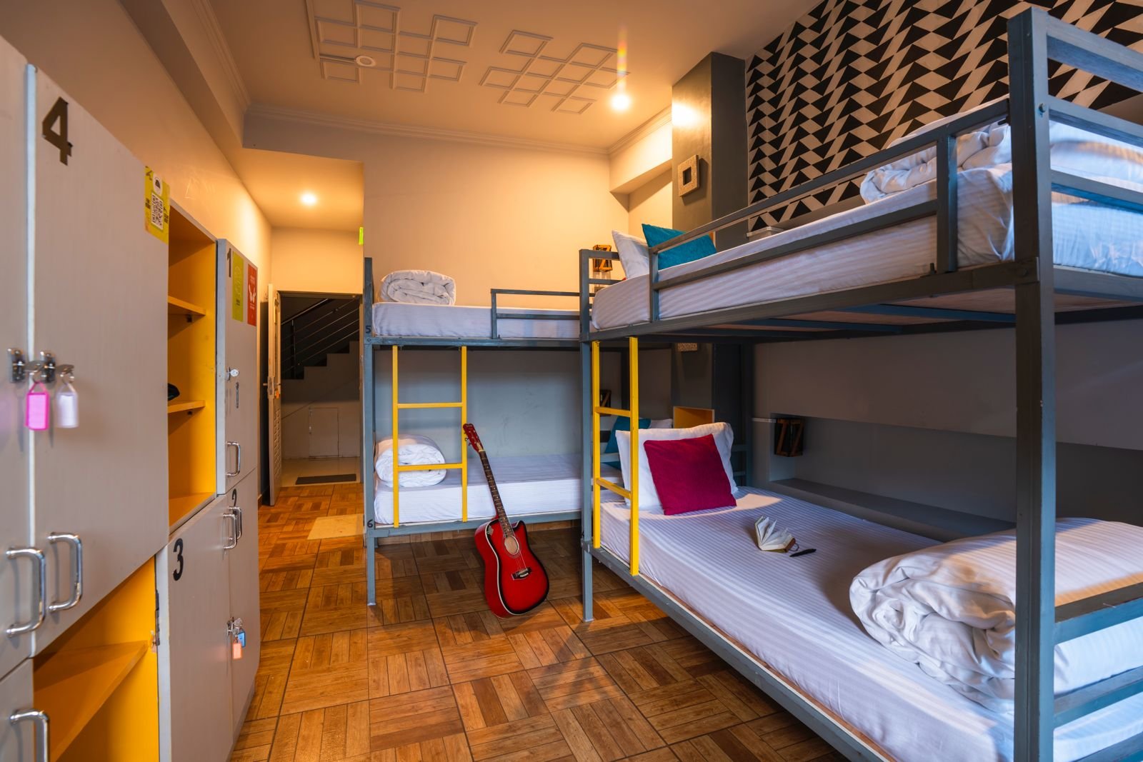 6 Bed Mixed Dorm
